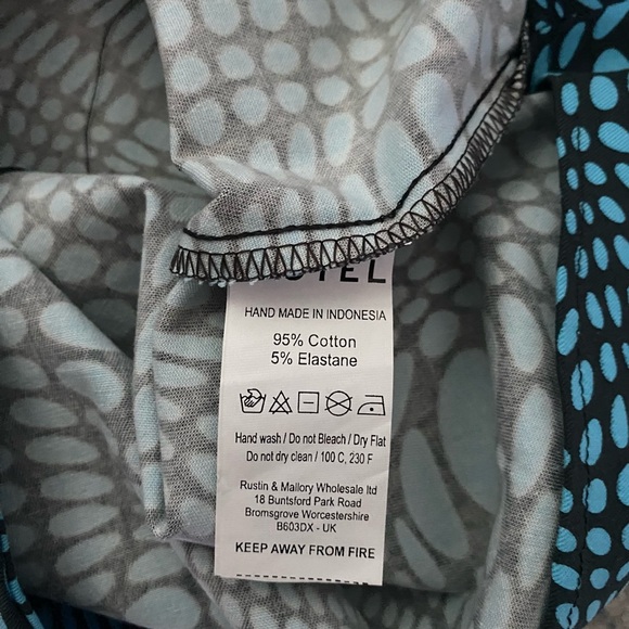 MOTEL | NWT’s Y2K optical illusion patterned mini skirt - Picture 5 of 7